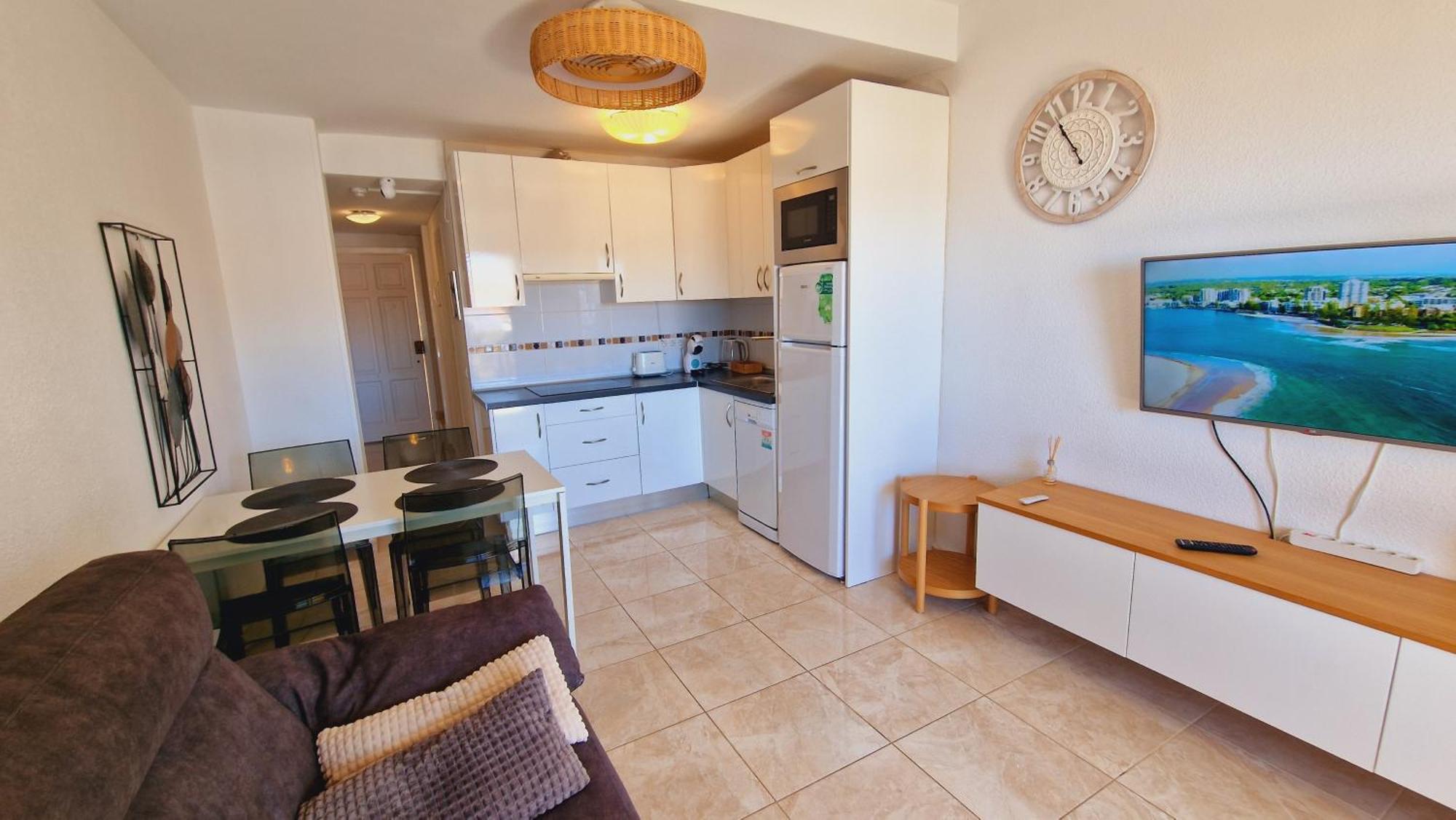 Apartment Lana Castle With Sea View *